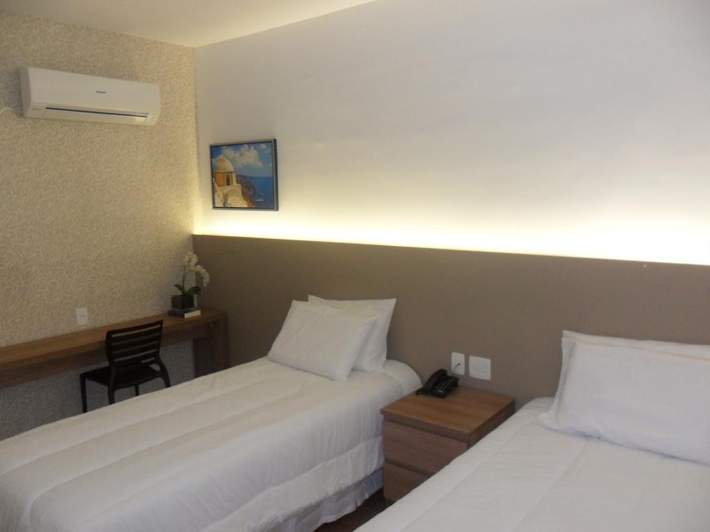 Lord Hotel Aeroporto Confins Vespasiano Exterior foto