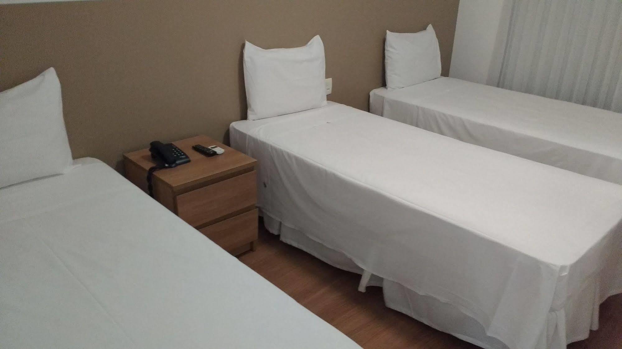 Lord Hotel Aeroporto Confins Vespasiano Exterior foto